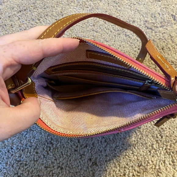 Dooney & Bourke purse - Picture 5 of 5